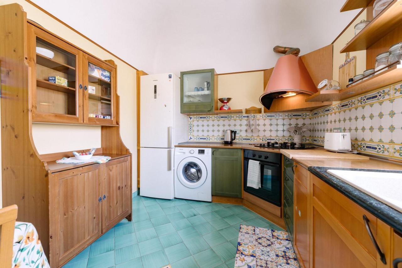 Amalpha Domus 100 Sqm Apt With Ac Wifi And Balcony Amalfi Bagian luar foto