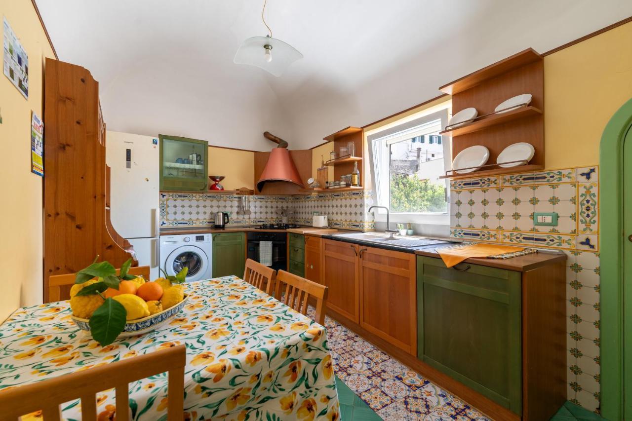 Amalpha Domus 100 Sqm Apt With Ac Wifi And Balcony Amalfi Bagian luar foto